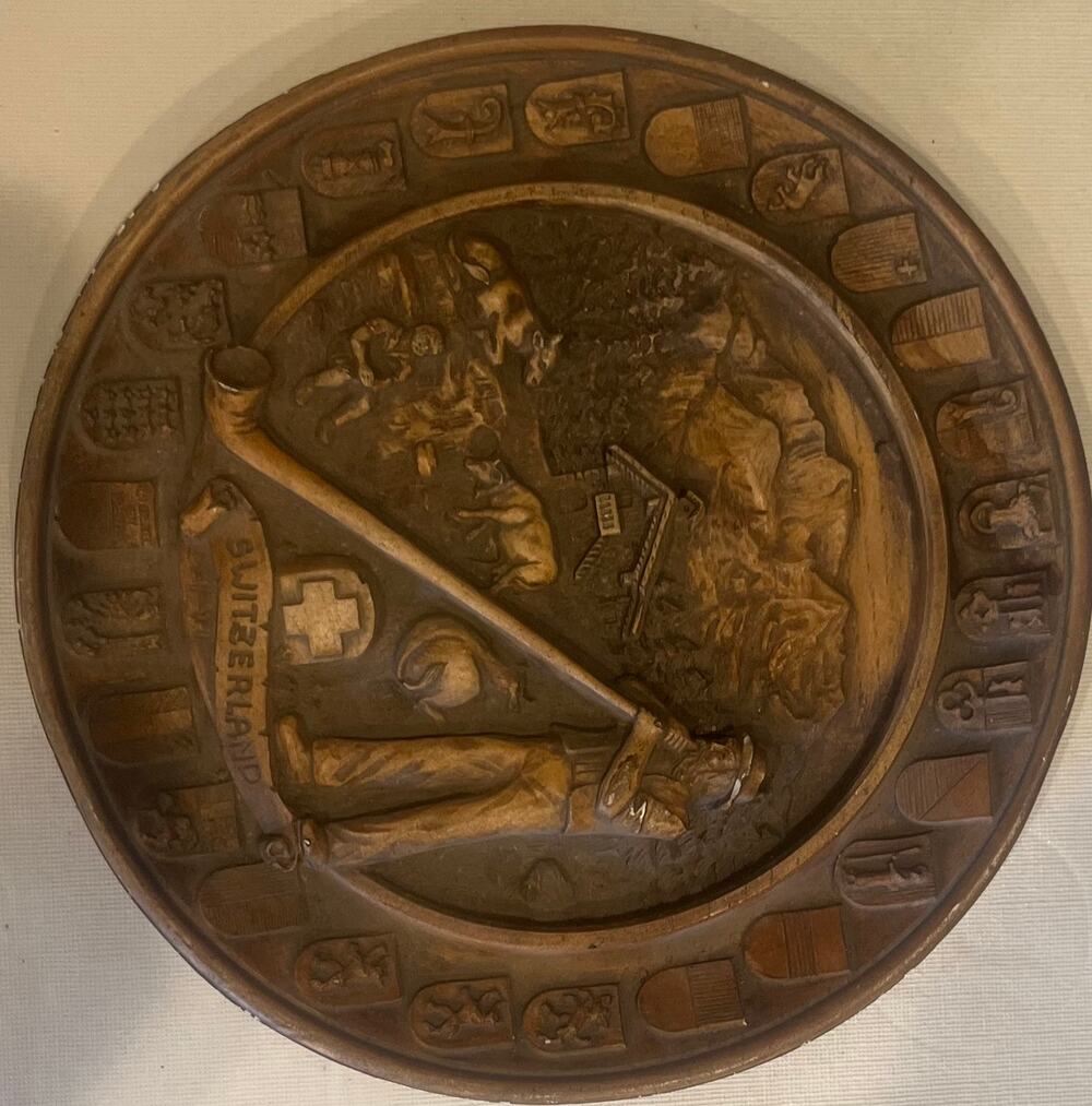 Vintage Swiss Faux Wood Souvenir Wall Plaque - 3D Alpine Canton Plate